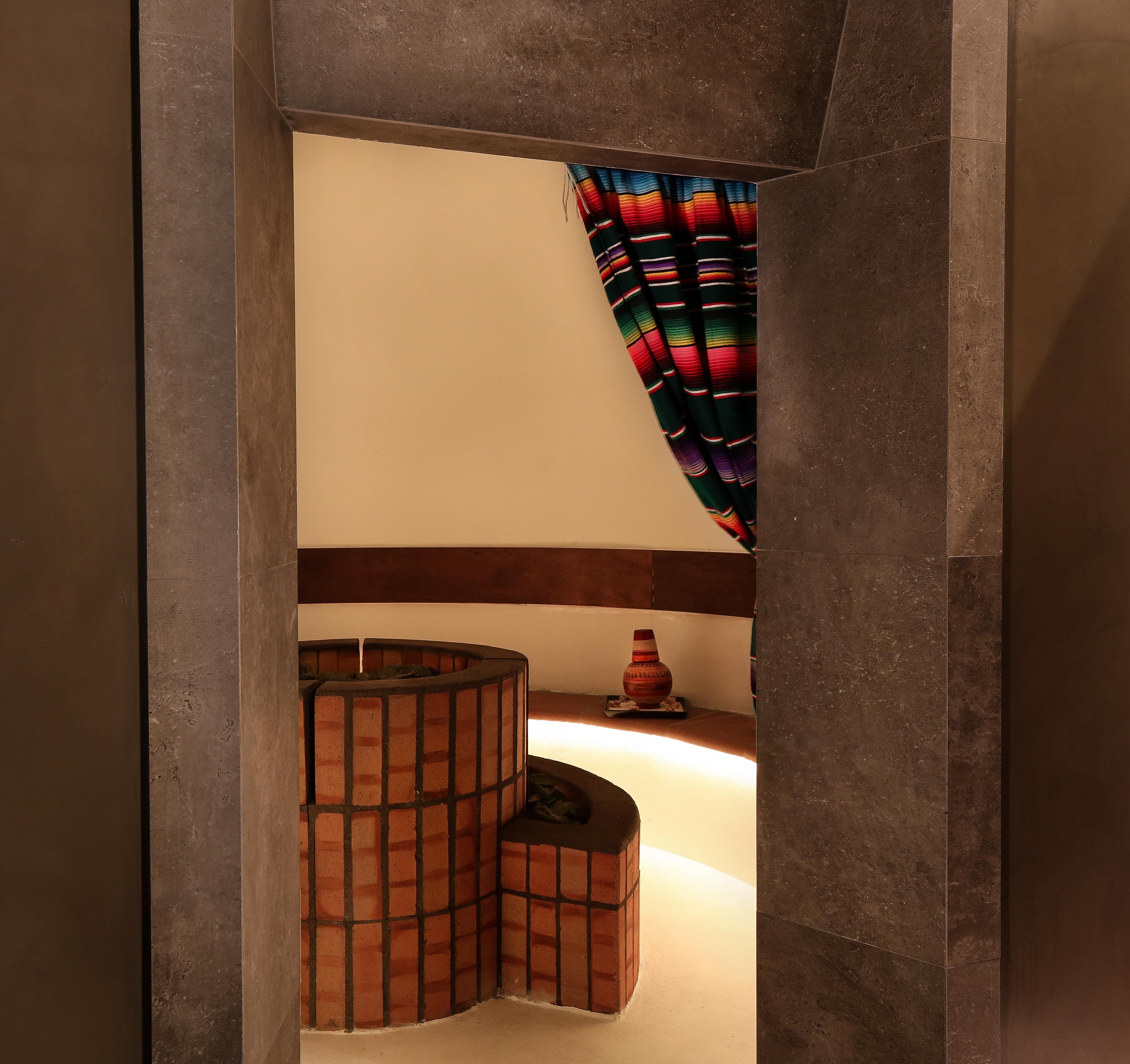 Claris Hotel & Spa Gl, A Small Luxury Hotel Of The World Barcelona Exteriér fotografie A view of the interior of the house