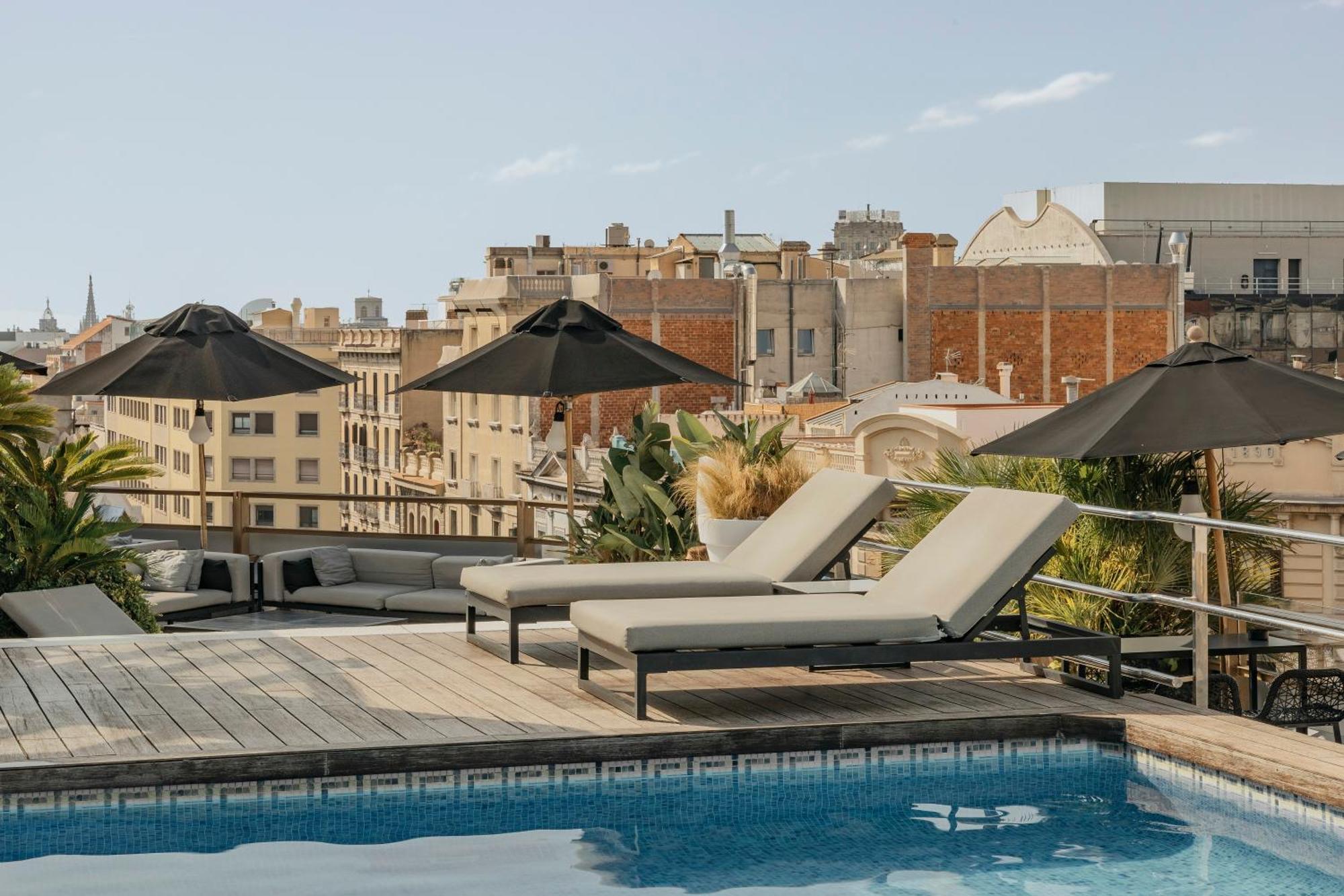 Claris Hotel & Spa Gl, A Small Luxury Hotel Of The World Barcelona Exteriér fotografie Rooftop pool